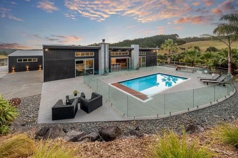 Photo of property in 105 Zanders Road, Helensville, Waimauku, 0882