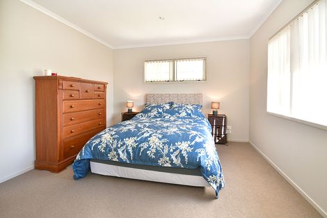 Photo of property in 5a Hammond Avenue, Hatfields Beach, Orewa, 0931