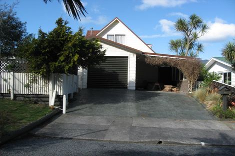 Photo of property in 42 Mcgowan Road, Wainuiomata, Lower Hutt, 5014