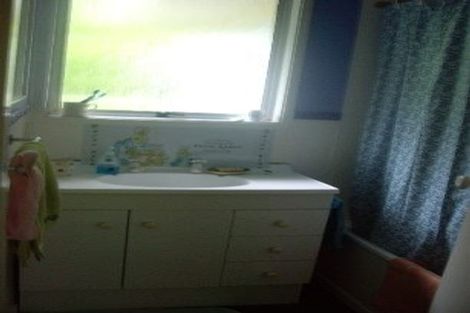 Photo of property in 31 Lavery Place, Sunnynook, Auckland, 0632