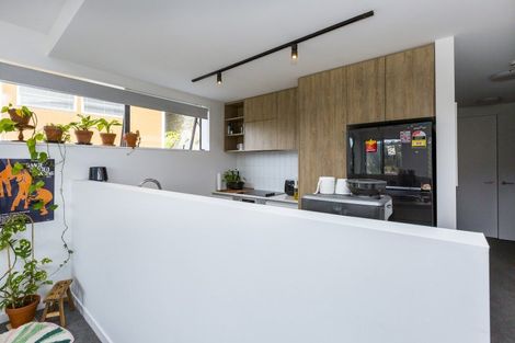 Photo of property in 3/69 Tiketike Way, Brooklyn, Wellington, 6021