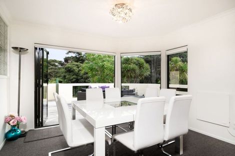 Photo of property in 35 Vermeer Place, West Harbour, Auckland, 0618
