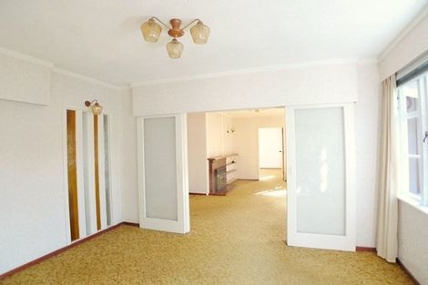 Photo of property in 19 Renton Road, Mount Albert, Auckland, 1025