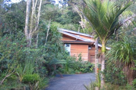 Photo of property in 144 Konini Road, Titirangi, Auckland, 0604