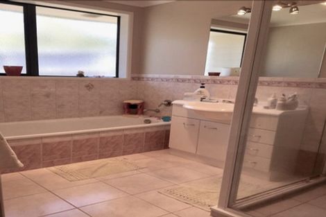 Photo of property in 1 Gulf Harbour Drive, Gulf Harbour, Whangaparaoa, 0930