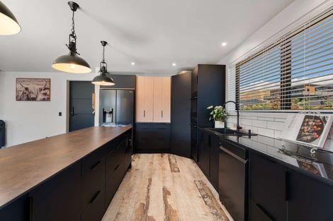 Photo of property in 52 Stratford Drive, Mount Pisa, Cromwell, 9383