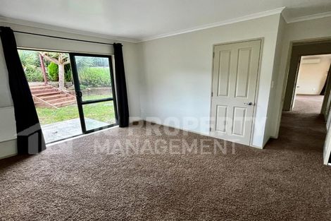 Photo of property in 35 Peninsula Road, Mangere, Auckland, 2022