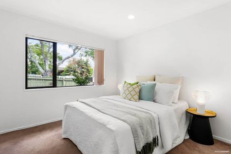 Photo of property in 1/13 Thornton Road, Milford, Auckland, 0620