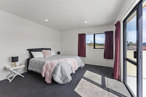 Photo of property in 22 Granville Street, Silverstream, Upper Hutt, 5019