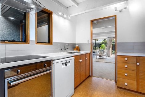 Photo of property in 2/20 Bristol Street, St Albans, Christchurch, 8014