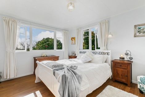 Photo of property in 30 Queen Street, Te Puke, 3119