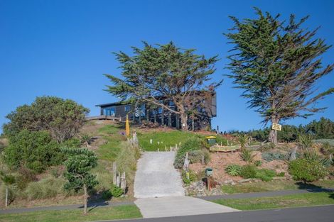 Photo of property in 33 Achilles Avenue, Waitarere Beach, Levin, 5510