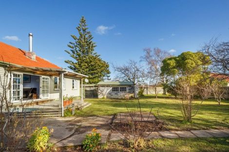 Photo of property in 8 Tweed Street, Roslyn, Palmerston North, 4414