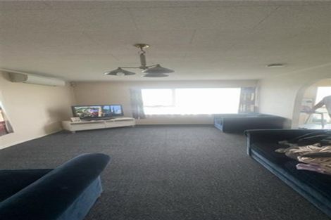 Photo of property in 2/100 Cargill Street, Papakura, 2110