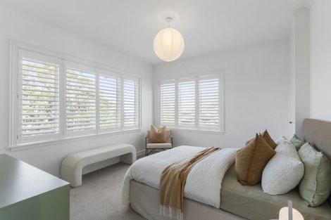Photo of property in 28 Princes Street, Northcote Point, Auckland, 0627