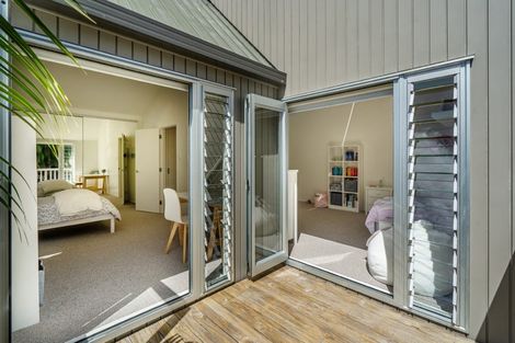 Photo of property in 61 Hinemoa Street, Birkenhead, Auckland, 0626