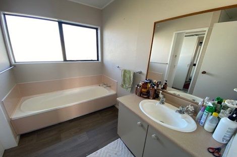 Photo of property in 51 Crawshaw Drive, Nawton, Hamilton, 3200