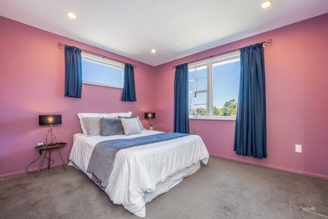 Photo of property in 9 Laburnum Grove, Maungaraki, Lower Hutt, 5010