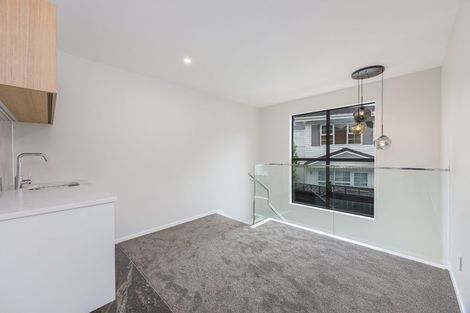 Photo of property in 94b Bond Crescent, Forrest Hill, Auckland, 0620
