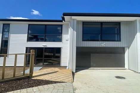 Photo of property in 105a Great South Road, Manurewa, Auckland, 2102
