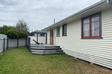 Photo of property in 71 Napier Road, Havelock North, 4130