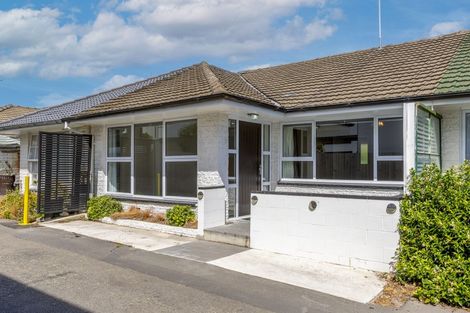 Photo of property in 2/990 Colombo Street, St Albans, Christchurch, 8014