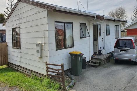 Photo of property in 1/44 Shifnal Drive, Randwick Park, Auckland, 2105