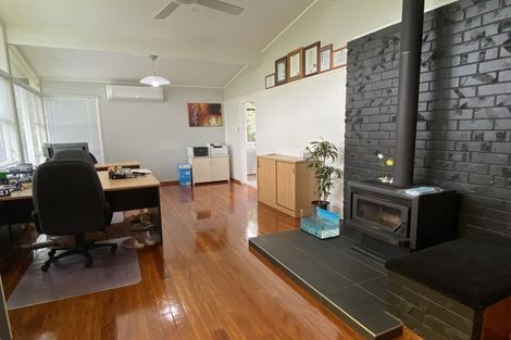 Photo of property in 33 Reelick Avenue, Pakuranga Heights, Auckland, 2010