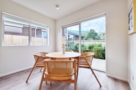 Photo of property in 6b Law Street, Torbay, Auckland, 0630