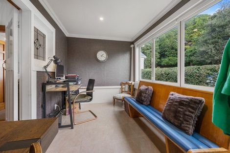 Photo of property in 75 Brougham Street, New Plymouth, 4310