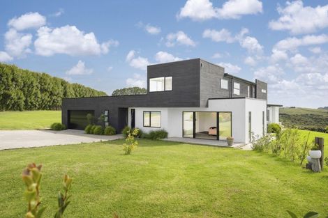 Photo of property in 160 Batty Road, Kingseat, Papakura, 2580