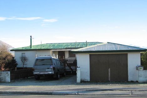 Photo of property in 67 Upton Street, Wanaka, 9305