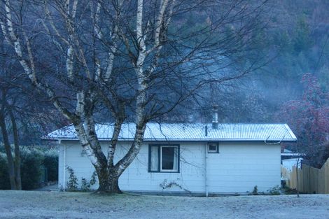 Photo of property in 19 Criterion Street, Arrowtown, 9302