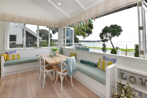 Photo of property in 103 The Esplanade, Manly, Whangaparaoa, 0930
