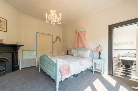 Photo of property in 17 Beach Street, Waikouaiti, 9510