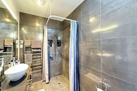 Photo of property in 1/1 Saratoga Avenue, Herne Bay, Auckland, 1011