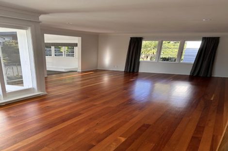 Photo of property in 5 Chilton Grove, Hutt Central, Lower Hutt, 5010