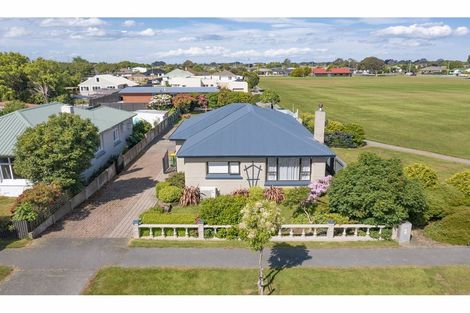 Photo of property in 1 Abbot Street, Waverley, Invercargill, 9810