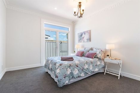 Photo of property in 155 The Esplanade, Petone, Lower Hutt, 5012