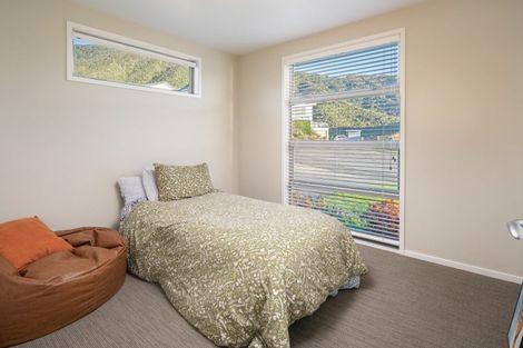 Photo of property in 33 Harbour View Heights, Picton, 7220