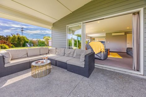 Photo of property in 13 Bell Street, Otane, 4202