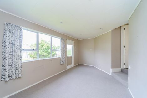 Photo of property in 50 Acacia Street, Kelvin Grove, Palmerston North, 4414