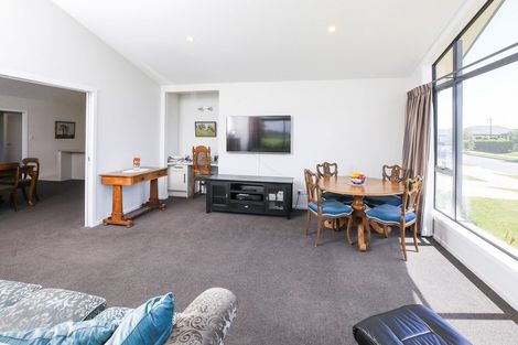 Photo of property in 1 Roy Hilton Drive, Flagstaff, Hamilton, 3210