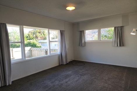 Photo of property in 11 Knighton Road, Hillcrest, Hamilton, 3216