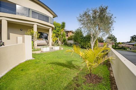 Photo of property in 3 Fairfax Terrace, Frankleigh Park, New Plymouth, 4310
