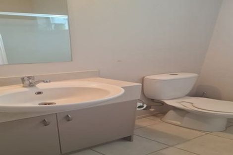 Photo of property in 15 Opito Way, East Tamaki, Auckland, 2013