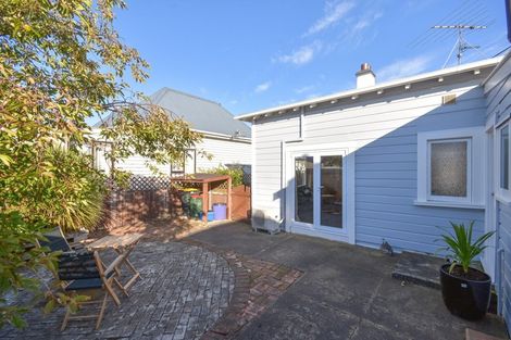 Photo of property in 25 Young Street, Saint Kilda, Dunedin, 9012