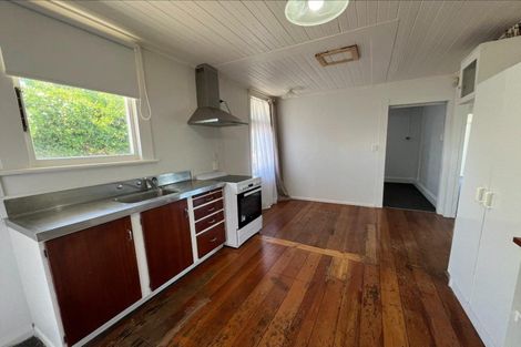 Photo of property in 33 Rangiora Street, Castlecliff, Whanganui, 4501