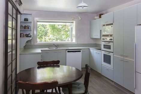 Photo of property in 8 Esher Place, Saint Martins, Christchurch, 8022