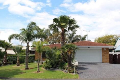 Photo of property in 46 St Annes Crescent, Wattle Downs, Auckland, 2103